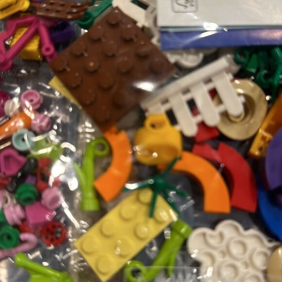 LEGO Spring Fun VIP Add-On Pack (40606) Retired poly bag  Polybag - Picture 4 of 7